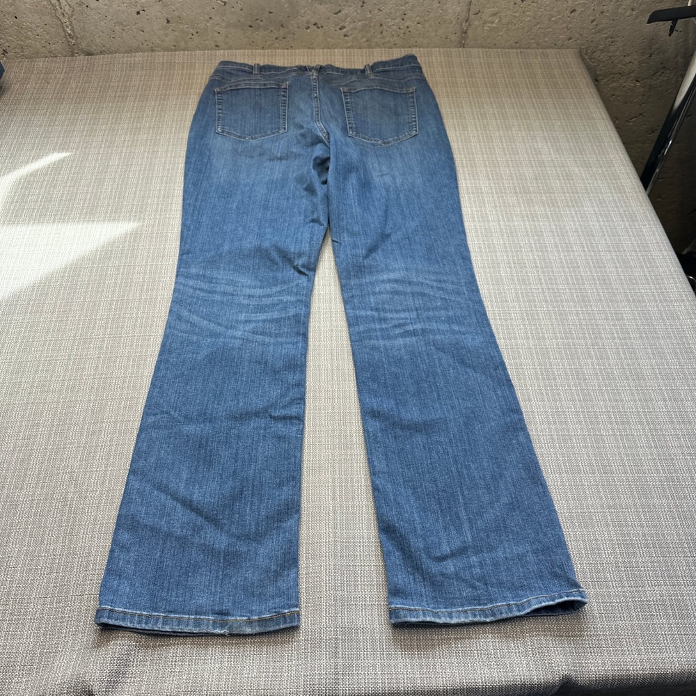 Duluth Trading Womens Daily Denim Bootcut Jeans 14 x 33 Blue Stretch - Picture 4 of 11